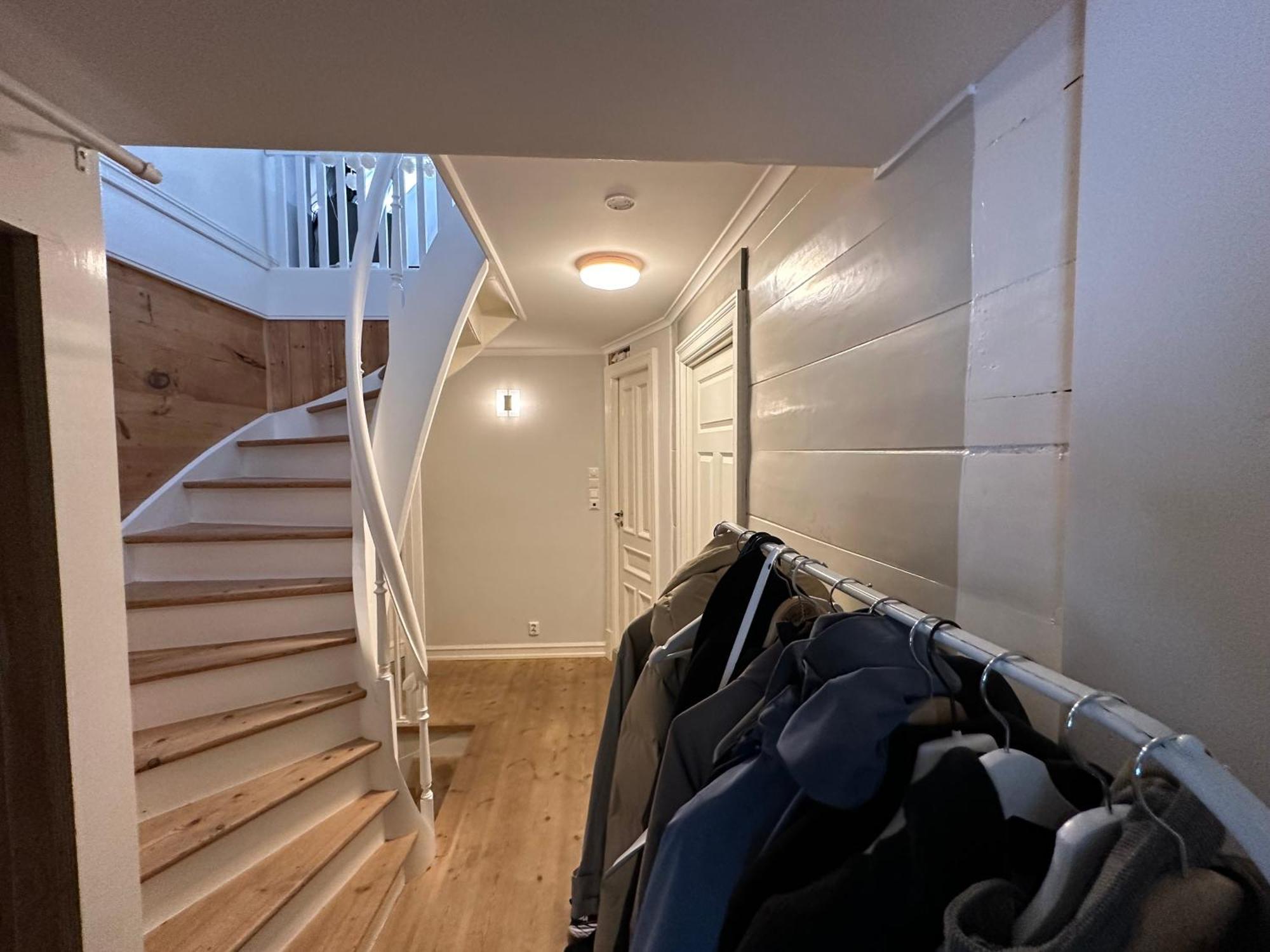 Sjarmerende Bolig Like Ved Togstasjonen Lägenhet Bergen Exteriör bild