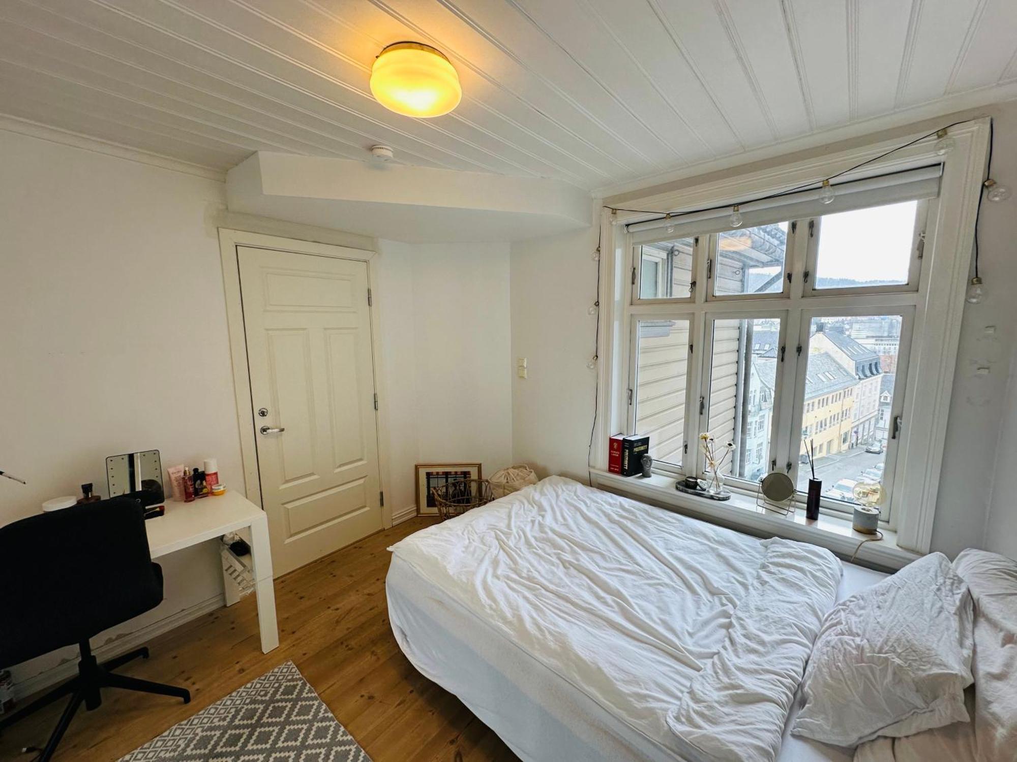 Sjarmerende Bolig Like Ved Togstasjonen Lägenhet Bergen Exteriör bild
